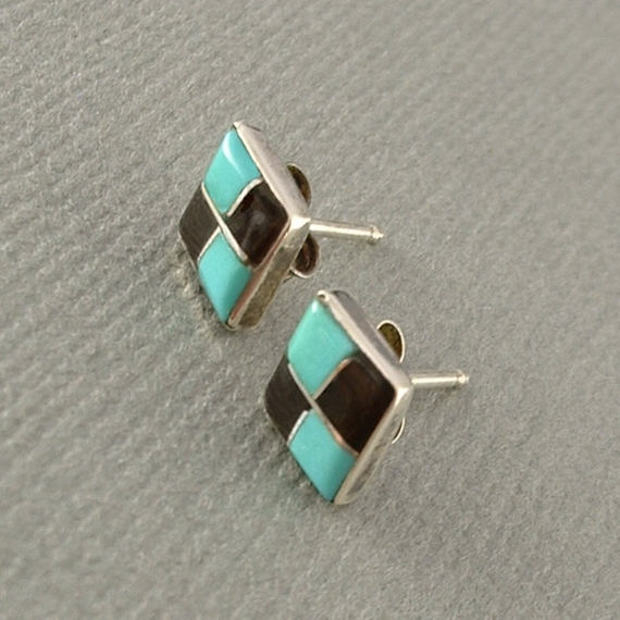 Vintage Native American ZUNI Turquoise Stud EARRINGS - Years After