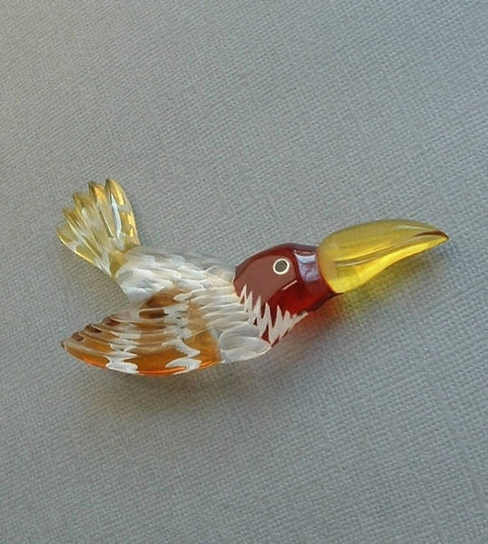 1940's LARGE Reverse Carved Vintage LUCITE Brooch Toucan Bird - Years After