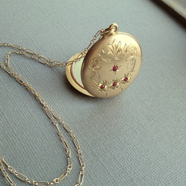 Antique RUBY Paste Victorian LOCKET, Frames Covers, Long CHAIN - Years After